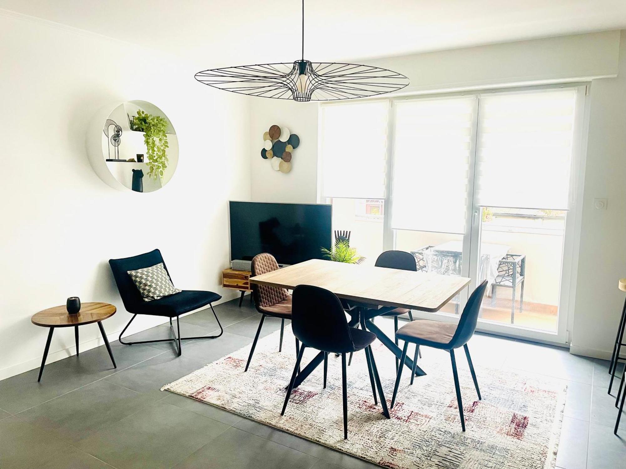 Appartement De Standing Proche Centre Ville Et Gare Mulhouse Esterno foto